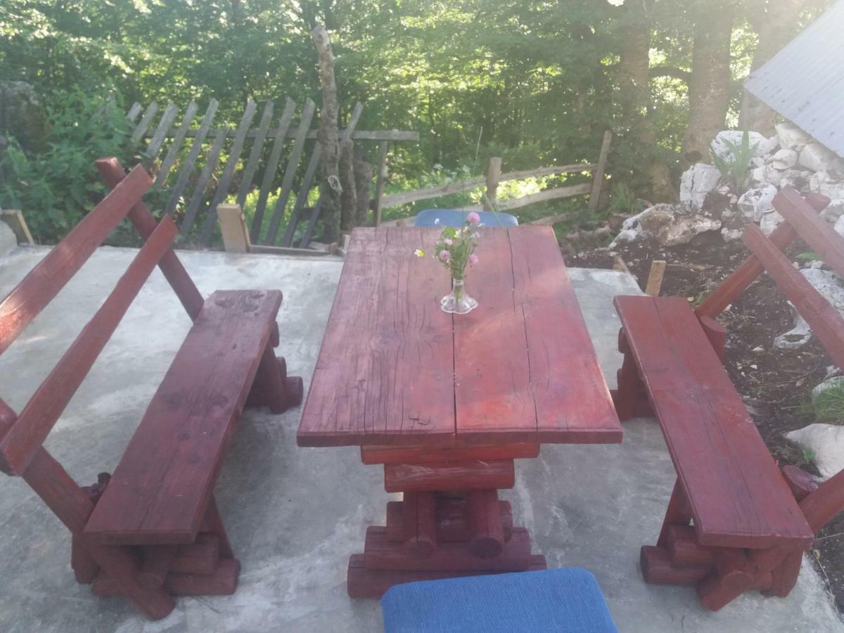 Katun Ljeljenak Hotel Plužine Ngoại thất bức ảnh